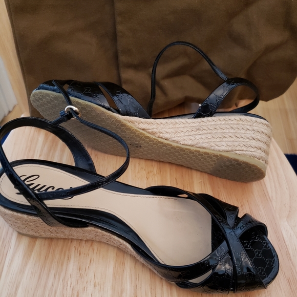 Gucci Microguccissima PATENT LEATHER BLACK COLOR - Picture 4 of 8